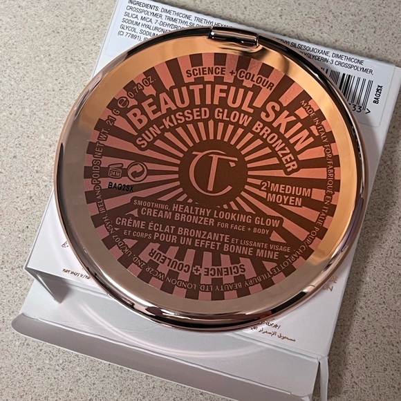 Charlotte Tilbury Bronzer - Picture 8 of 9